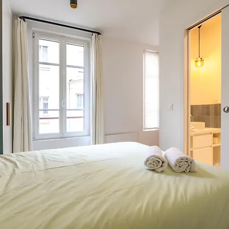 4 Guest - Hausmanian Flat Arc De Triomph Appartamento