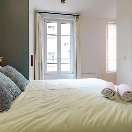 Appartamento 4 Guest - Hausmanian Flat Arc De Triomph *