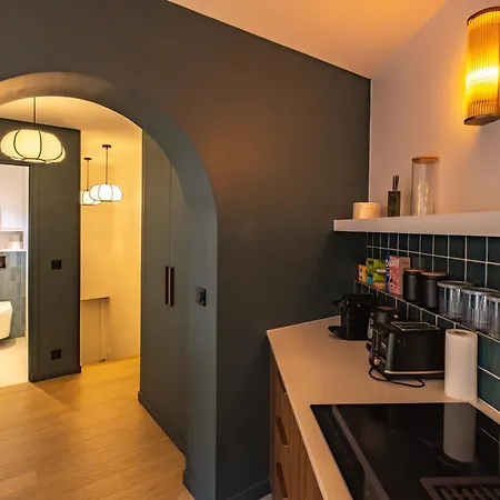 4 Guest - Hausmanian Flat Arc De Triomph Appartamento Parigi